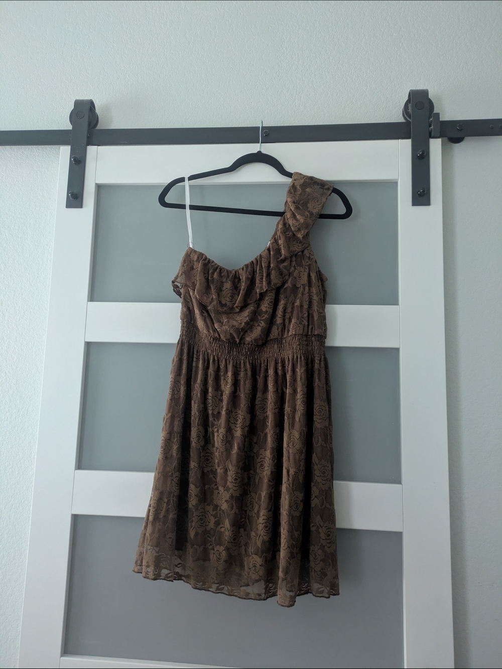AUW One-Shoulder Brown Lace Dress